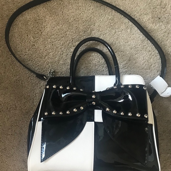 betsey johnson black bow purse